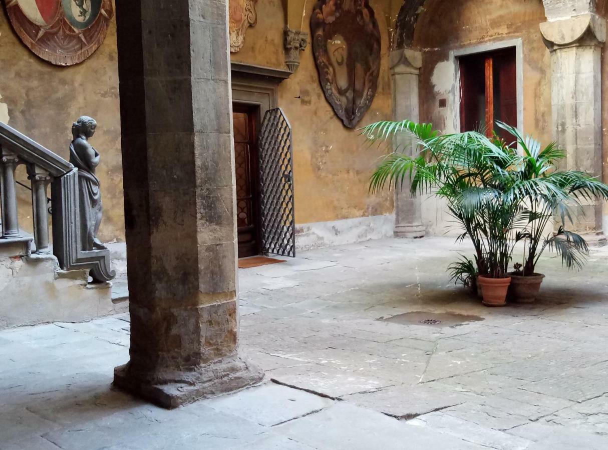 Apartmán Palazzo Larioni Dei Bardi Florencie Exteriér fotografie